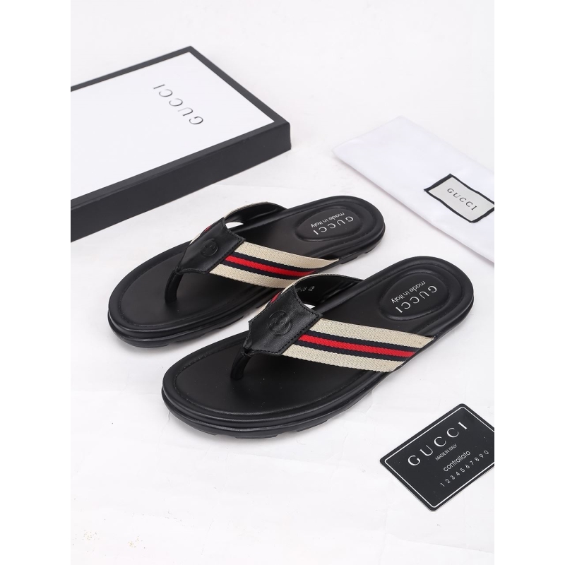 G*u*i slippers